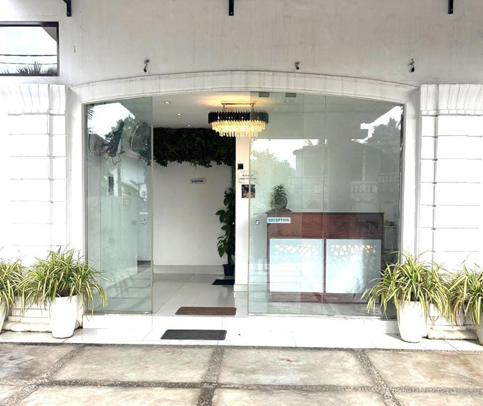 Mercuryfm 101 Yarl Mercury Inn - Jaffna Exterior foto